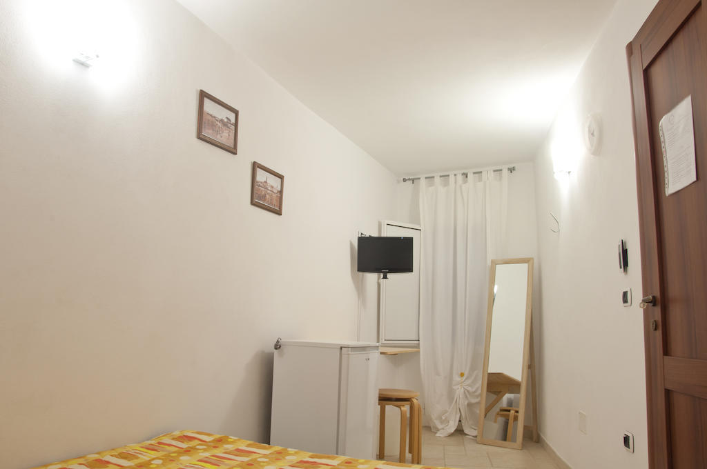 Mamma Maria 2010 Bed and Breakfast Monopoli Δωμάτιο φωτογραφία